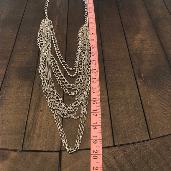 Multi chain necklace - Picture 7 of 9